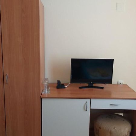 Ivanovi Guest House Primorsko Luaran gambar