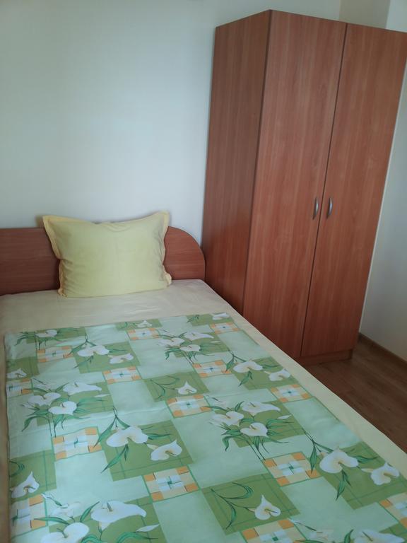 Ivanovi Guest House Primorsko Bilik gambar